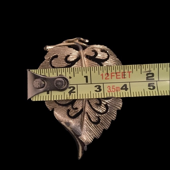 Vintage Silver Leaf Brooch Pin - Picture 4 of 5